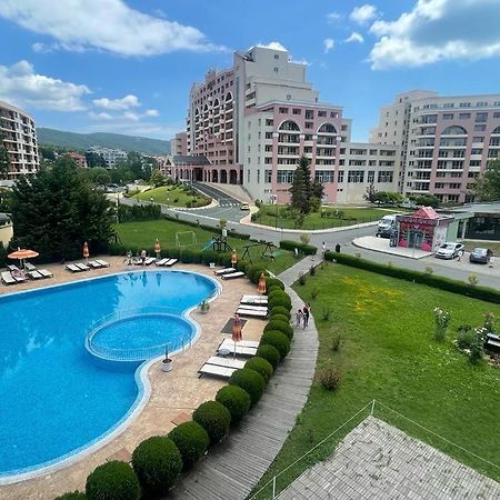 Apartment Sunny Beach Plaza 100 M Sea Ngoại thất bức ảnh