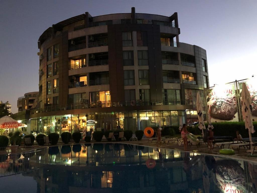 Apartment Sunny Beach Plaza 100 M Sea Ngoại thất bức ảnh