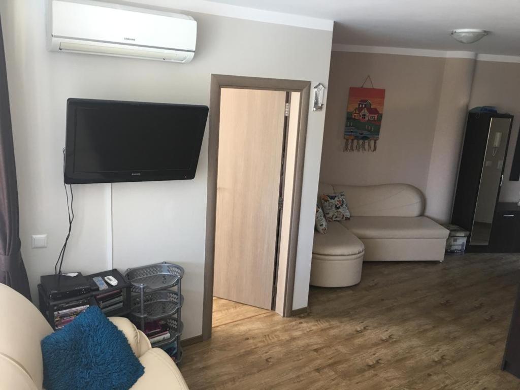 Apartment Sunny Beach Plaza 100 M Sea Ngoại thất bức ảnh